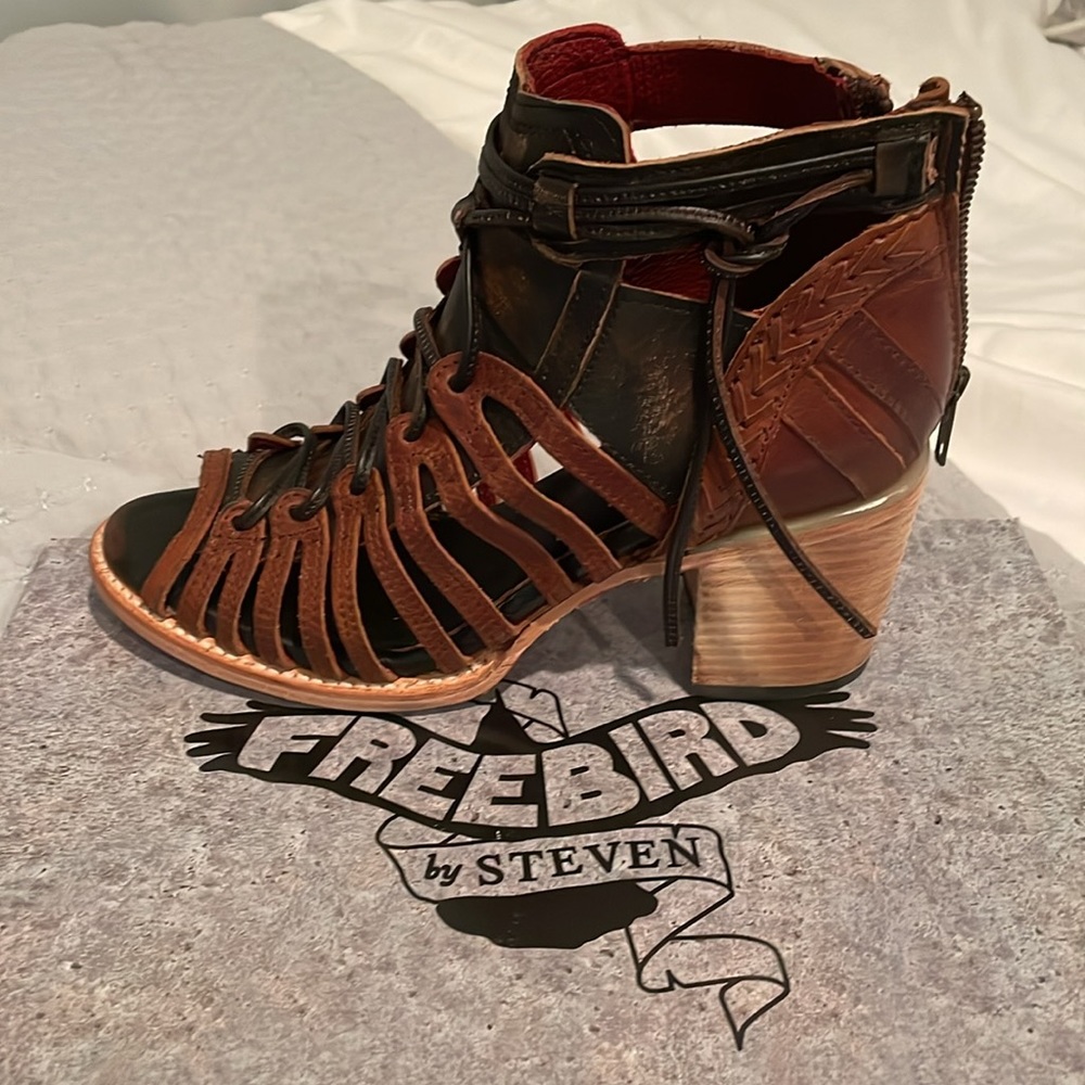 Freebird Wazee brand new Size 8